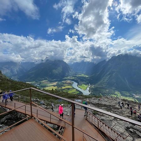 Bakkebo Trollstigen Apartment Åndalsnes Екстериор снимка
